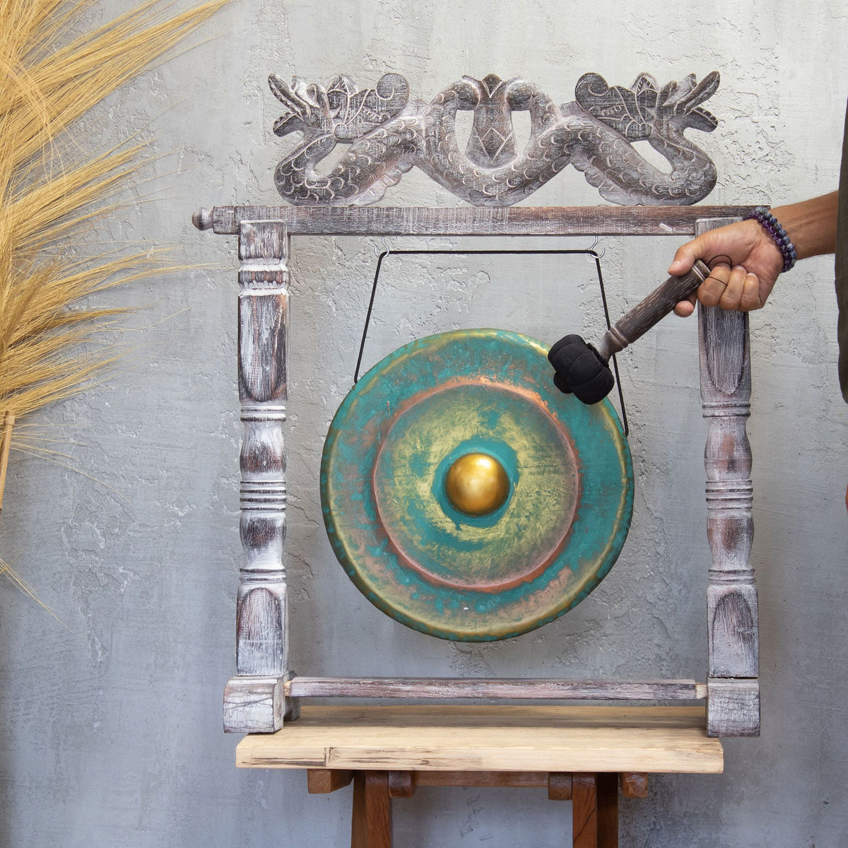 Gong de meditación de 35 cm verde envejecido con soporte de madera tallada, foto 5