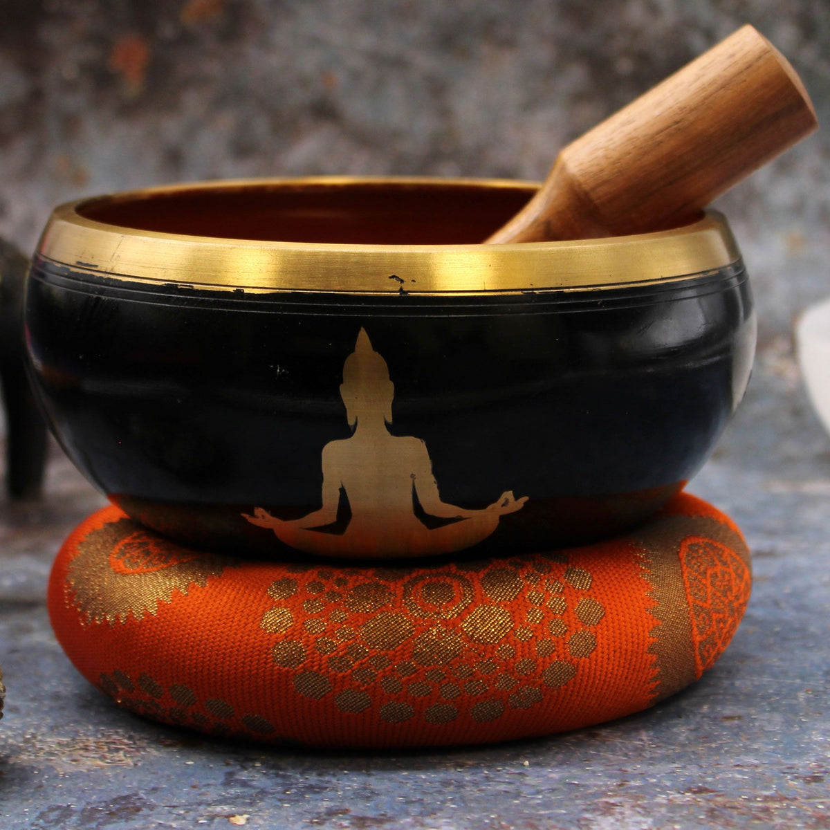 Set de cuenco tibetano grande negro con Buda con mazo y cojín, foto 7