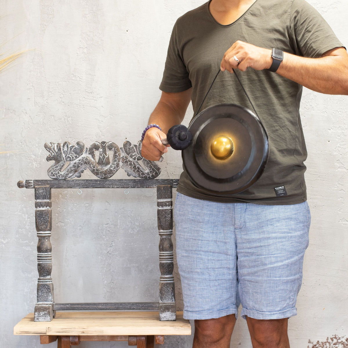 Gong de meditación de 25 cm negro con soporte de madera tallada, foto 14