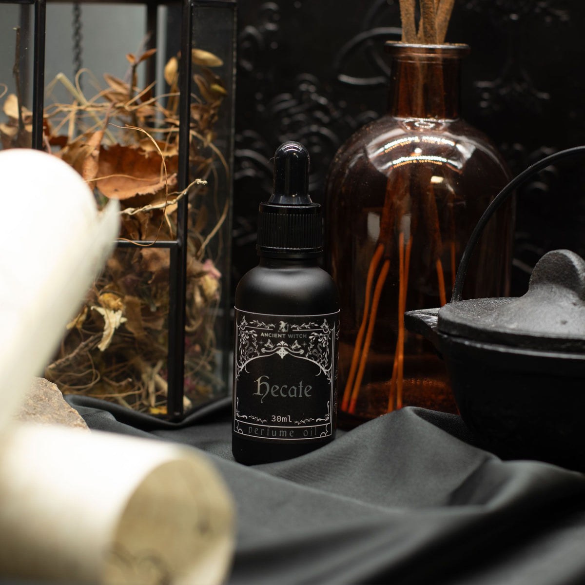Oli perfumat de bruixa antiga - Hècate