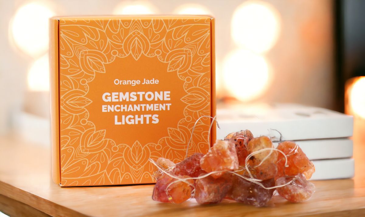 Guirnalda de luces con piedras de jade naranja