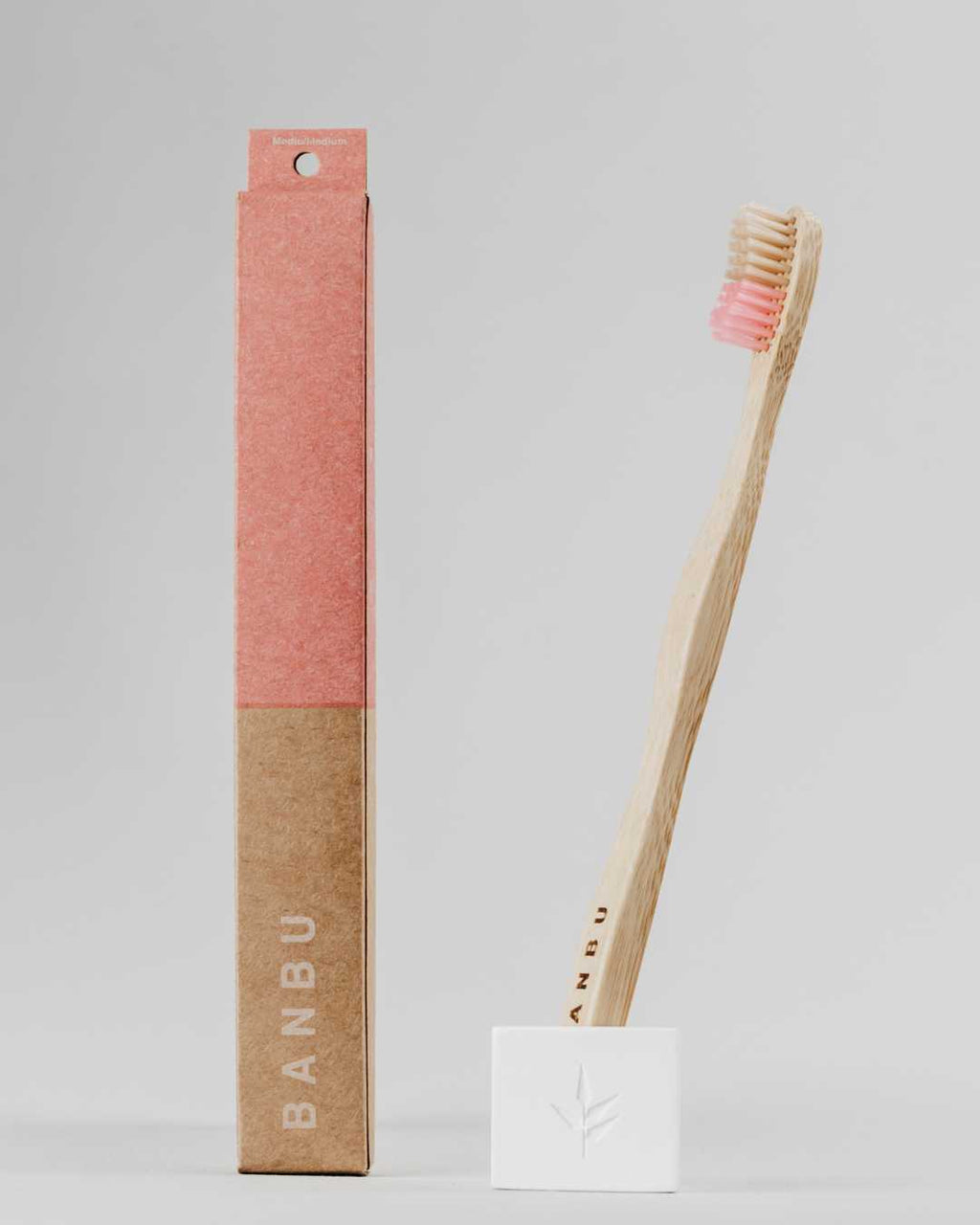 Cepillo de Dientes de Madera Cerdas Medias - Montber Professional Brand