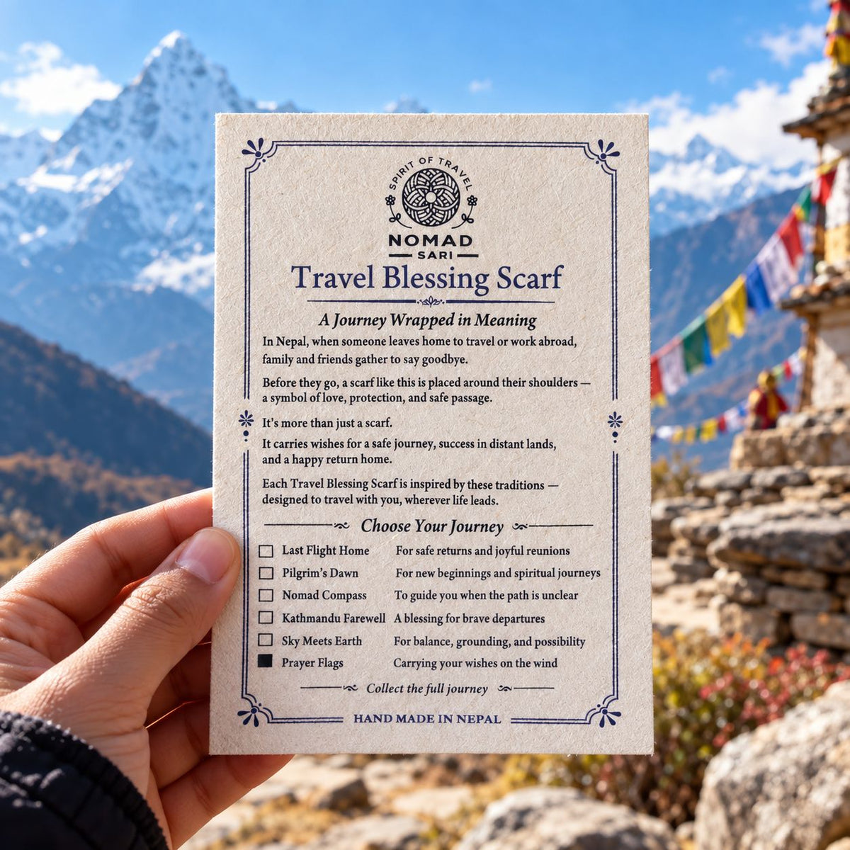 Tarjeta de bendición de viaje que acompaña a las bufandas Nomad Sari