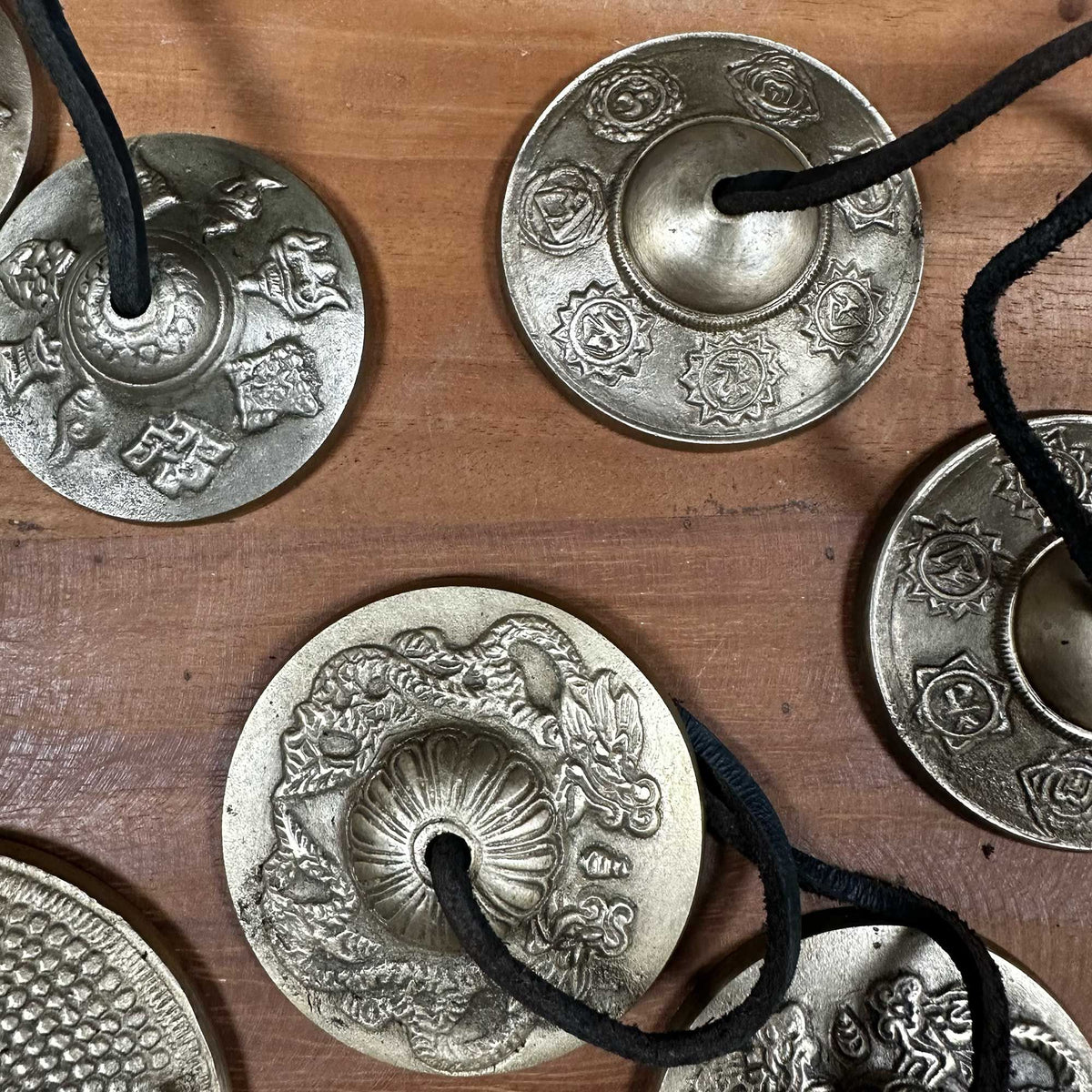 Tingsha tibetana siete chakras de latón, foto 3