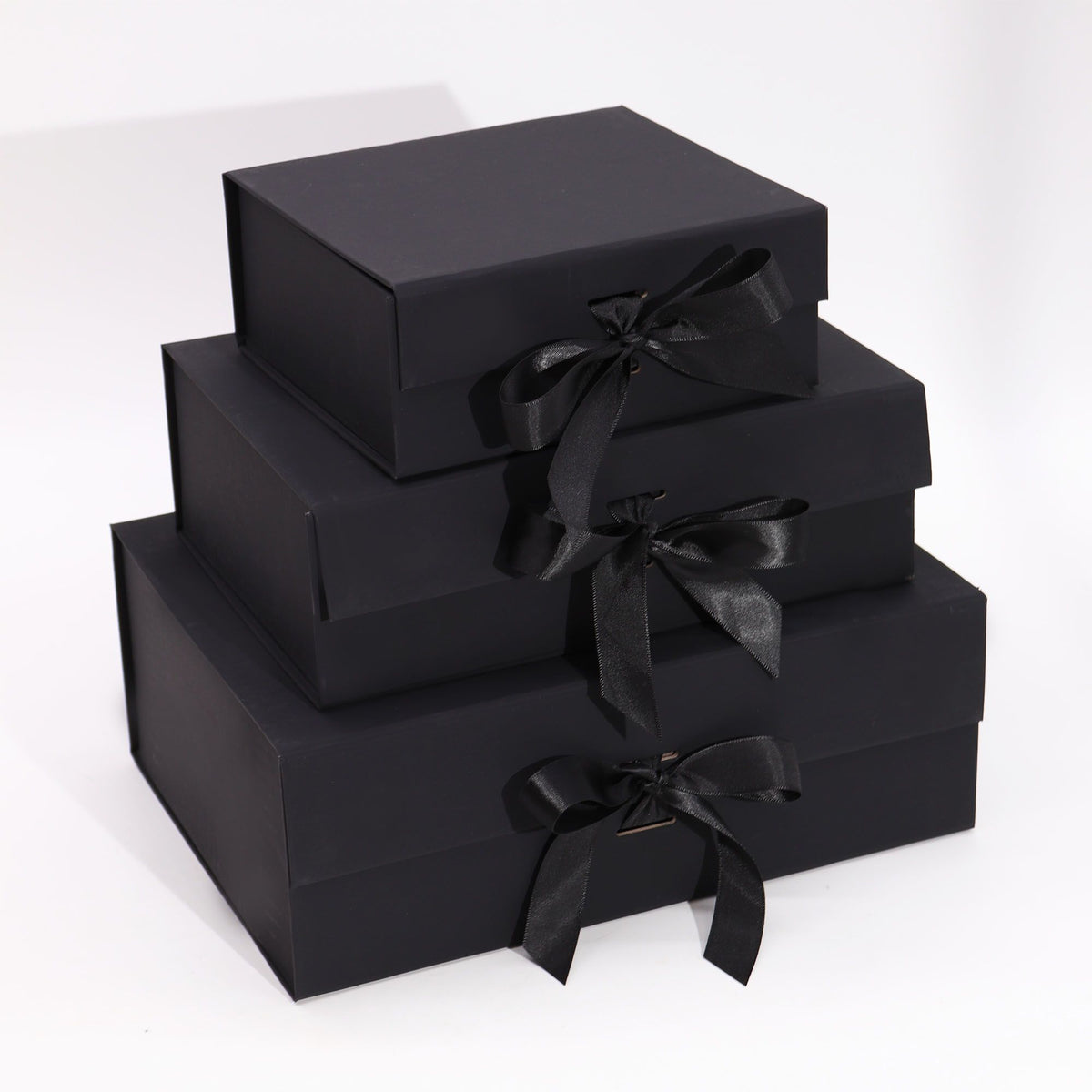 Caja de regalo plegable con lazo - Negra 28,2 x 20,2 x 9,2 cm