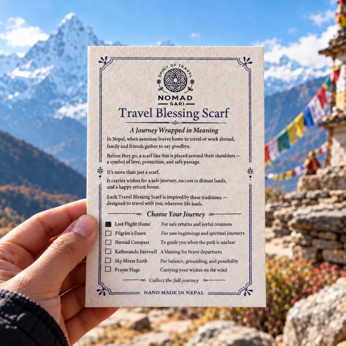 Tarjeta de bendición de viaje que acompaña a las bufandas Nomad Sari