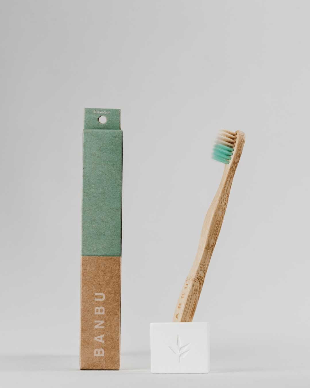 Cepillo de Dientes de Madera Infantil Cerdas Extrasuaves - Montber Professional Brand