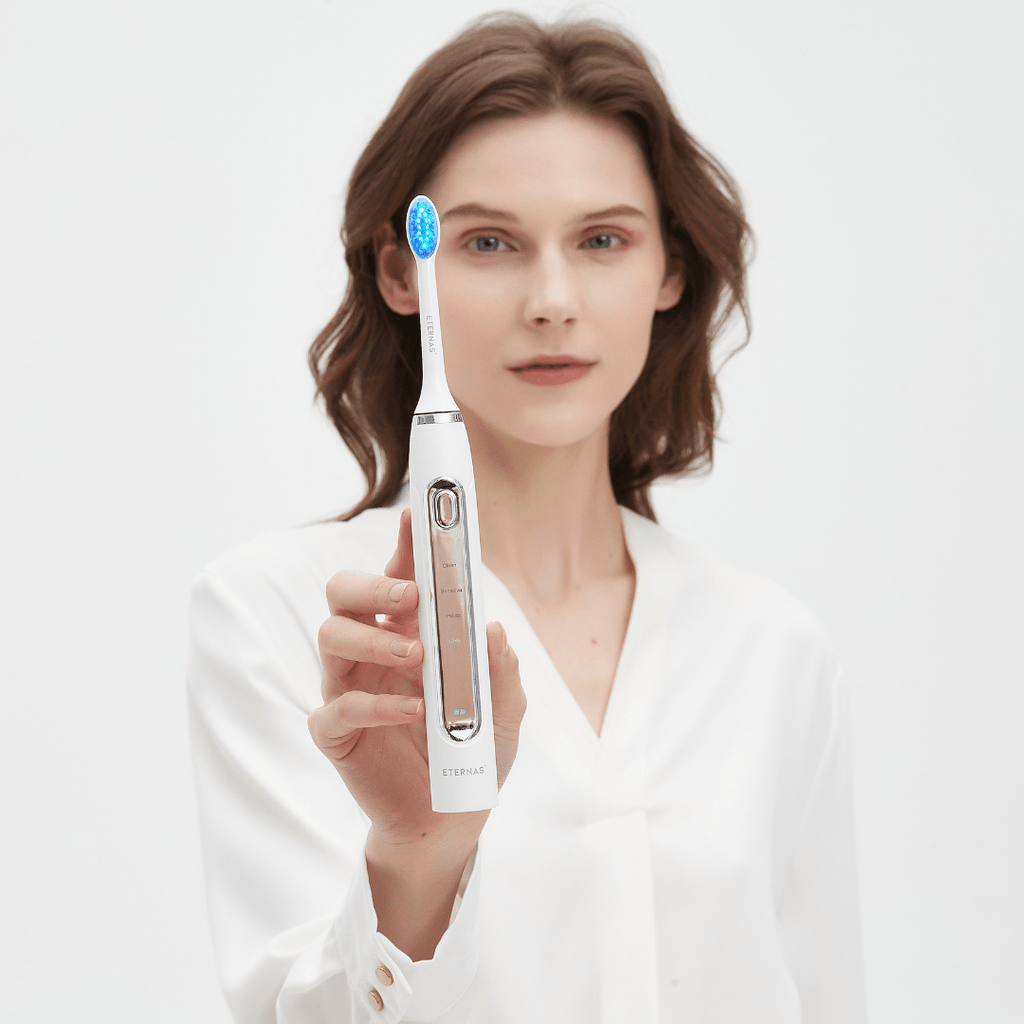 Cepillo de Dientes Eléctrico LED 2 en 1 - Montber Professional Brand