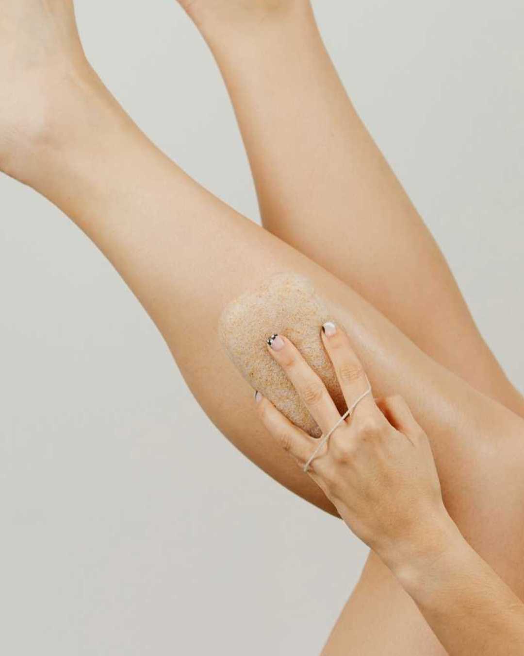 Esponja Konjac Corporal Exfoliante con Nuez - Montber Professional Brand