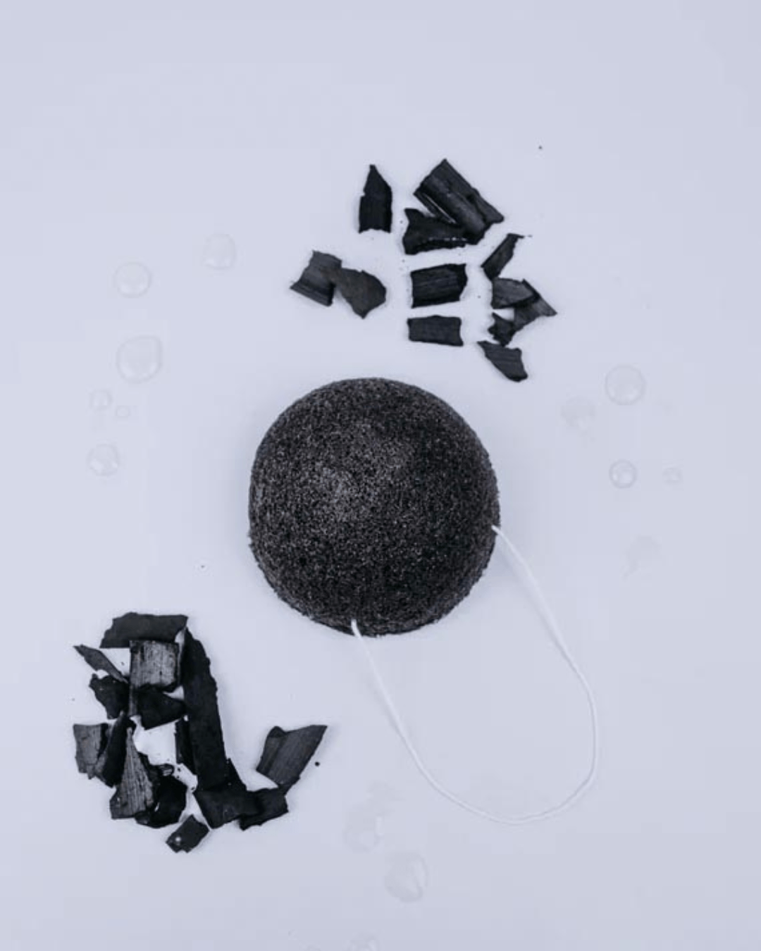 Esponja Konjac Facial Piel Grasa con Carbón - Montber Professional Brand