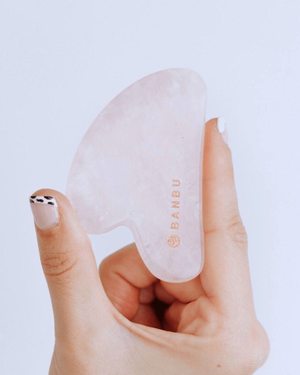 Gua Sha de Cuarzo Rosa - Montber Professional Brand
