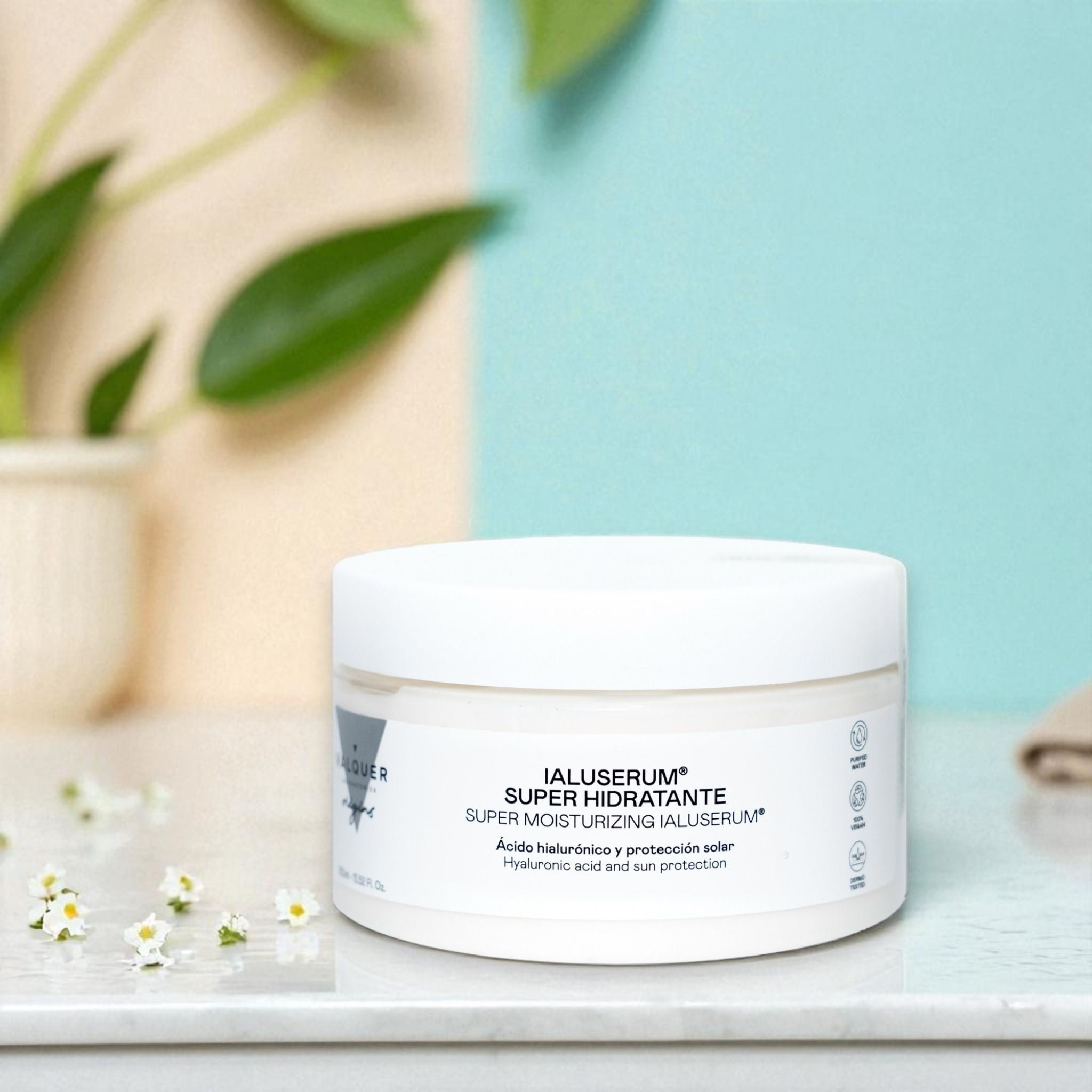 Ialuserum Facial Super - Hidratante – Hidratación Profunda con Ácido Hialurónico y Protección Solar - Montber Professional Brand