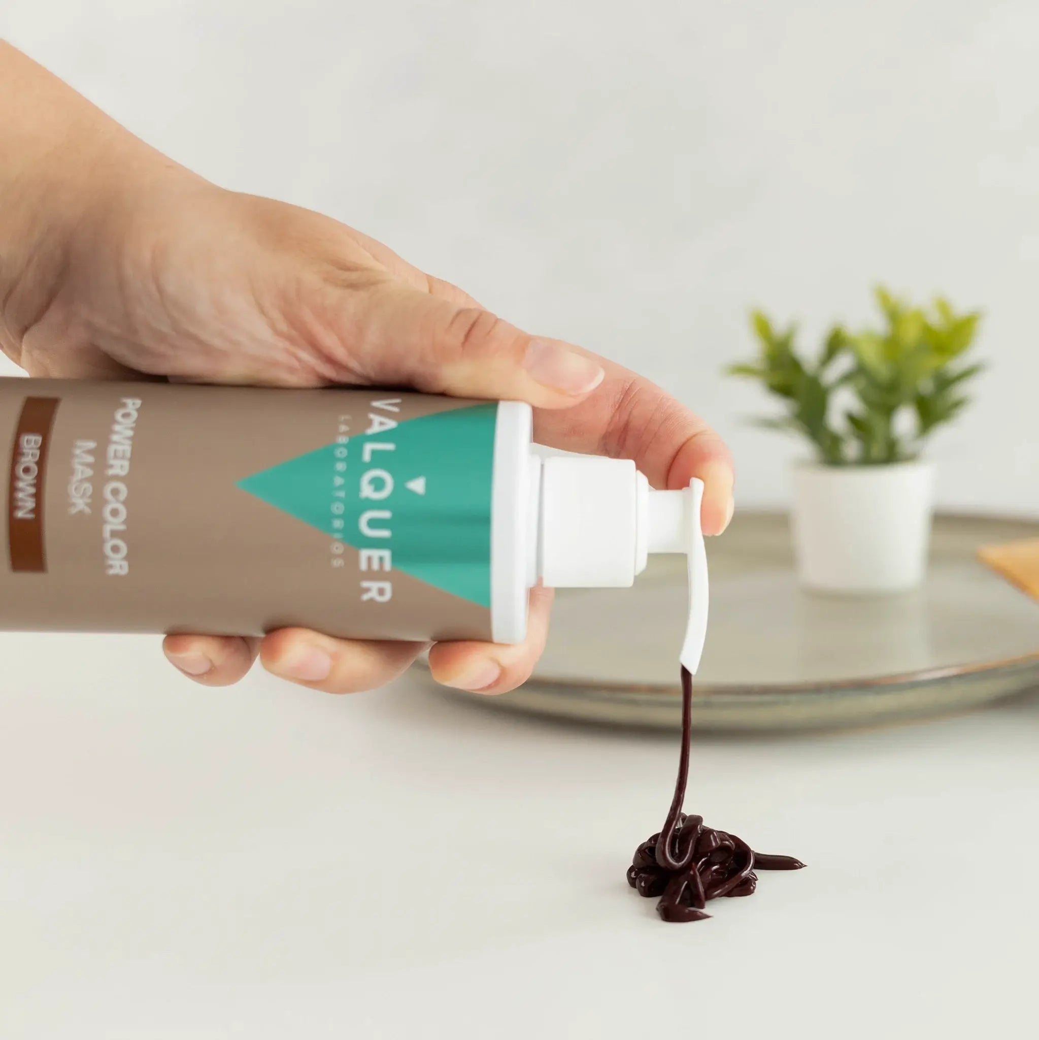 Mascarilla color Castaño - Power Color - 275 ml - Montber Professional Brand