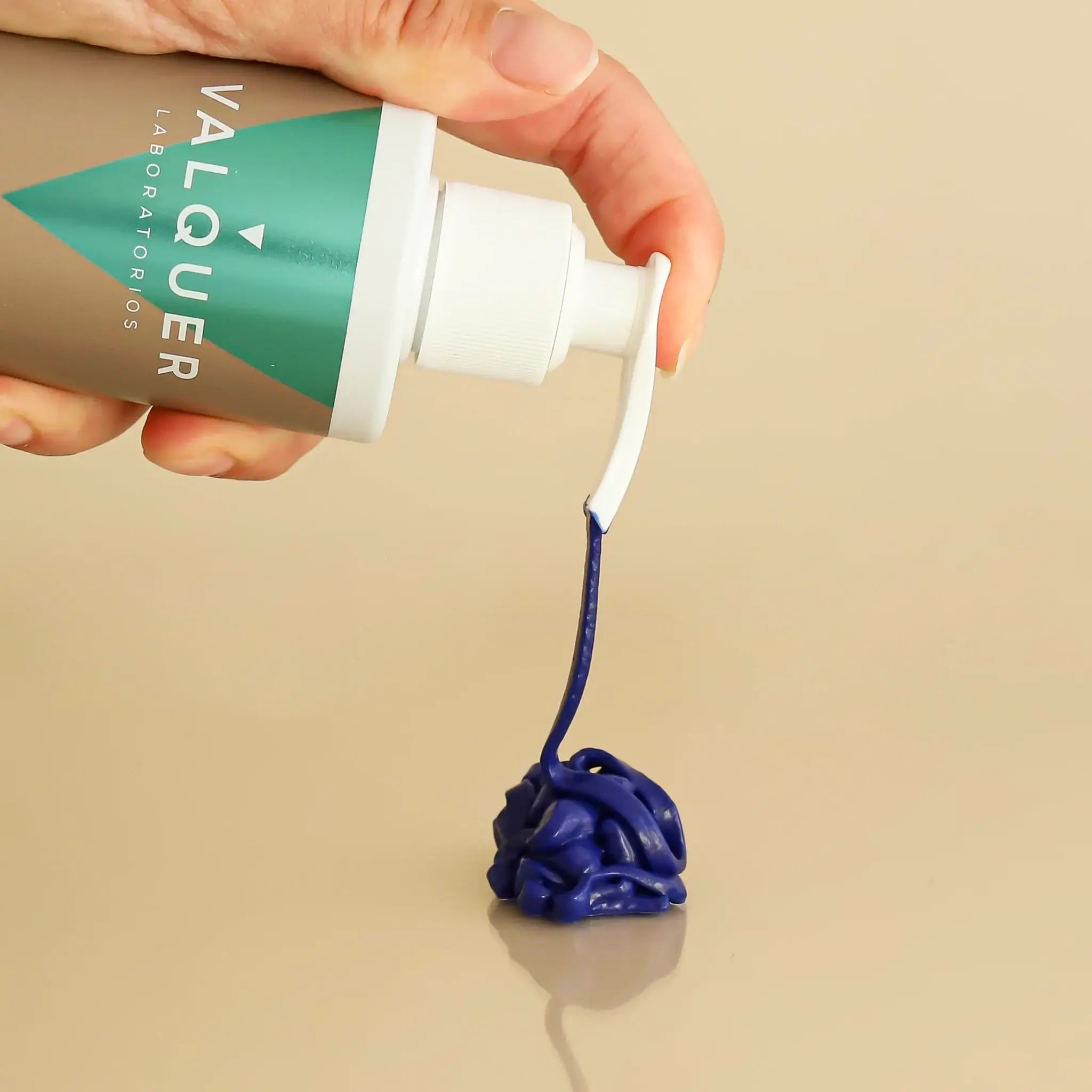 Mascarilla color gris plata - Power Color - 275 ml - Montber Professional Brand