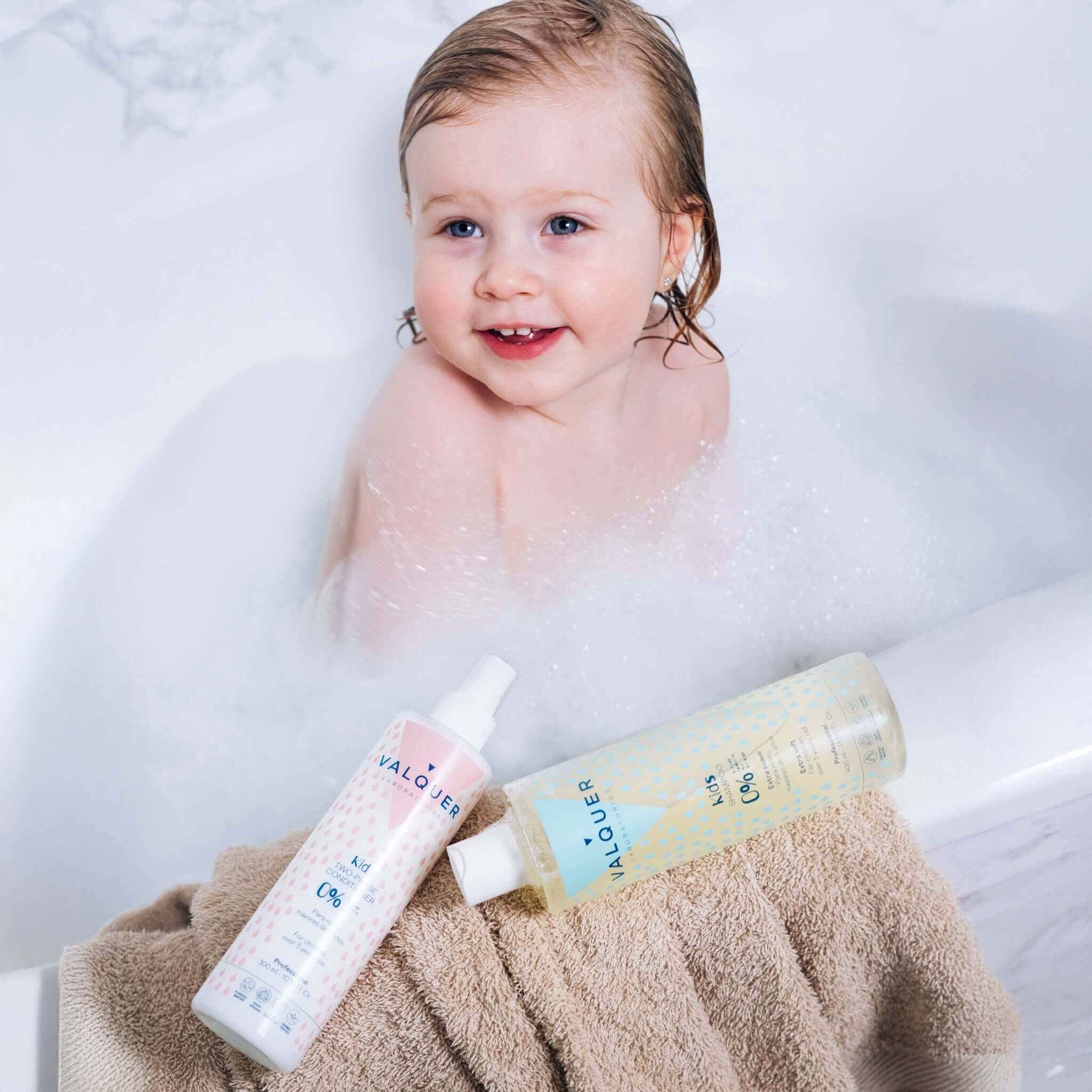 Pack Champú y Acondicionador Bifásico Infantil - 700 ml - Montber Professional Brand