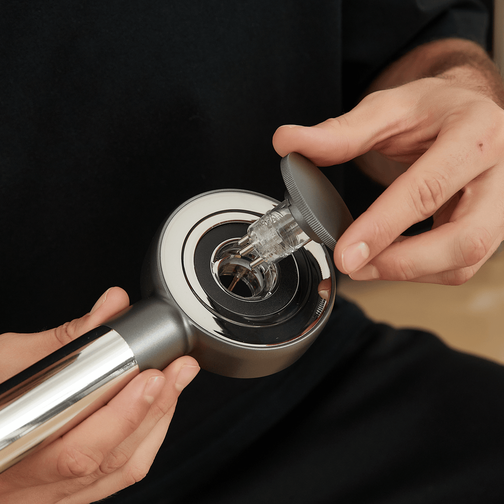 Peine Anticaída Capilar con Infrarroja y Microcorriente - Montber Professional Brand