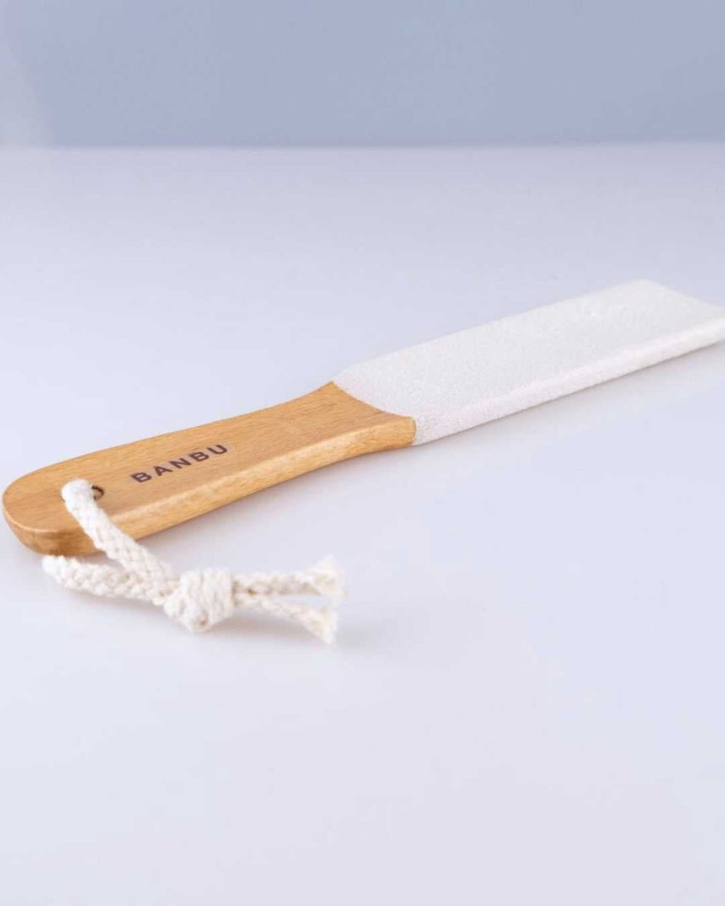 Raspador exfoliante de pies - Montber Professional Brand