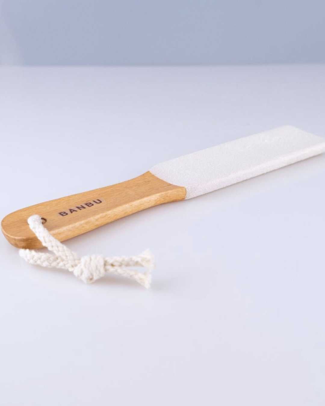 Raspador exfoliante de pies - Montber Professional Brand
