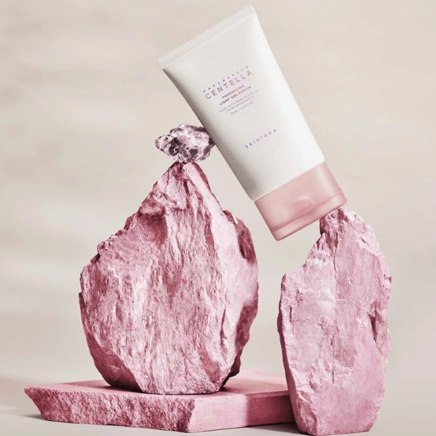 SKIN1004 – Centella Pore - Minimizing Gel Cream | Hidratante Ligera Purificante y Calmante - Montber Professional Brand