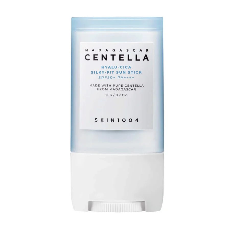 SKIN1004 Madagascar Centella Hyalu - Cica Silky - Fit Sun Stick SPF50+ PA++++ – Protector Solar en Barra con Centella Asiática y Ácido Hialurónico (20g) - Montber Professional Brand