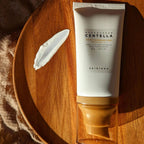 Skin1004 - Protector Solar con Centella de Madagascar – Air-Fit Suncream Light SPF50+ PA++++ (50ml)