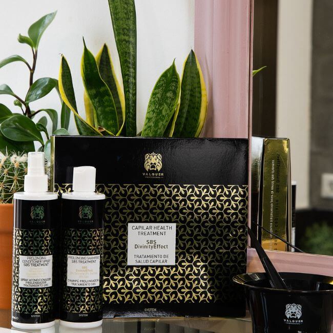 Spray acondicionador prolongador tratamiento SBS Divinity Effect - 300 ml - Montber Professional Brand
